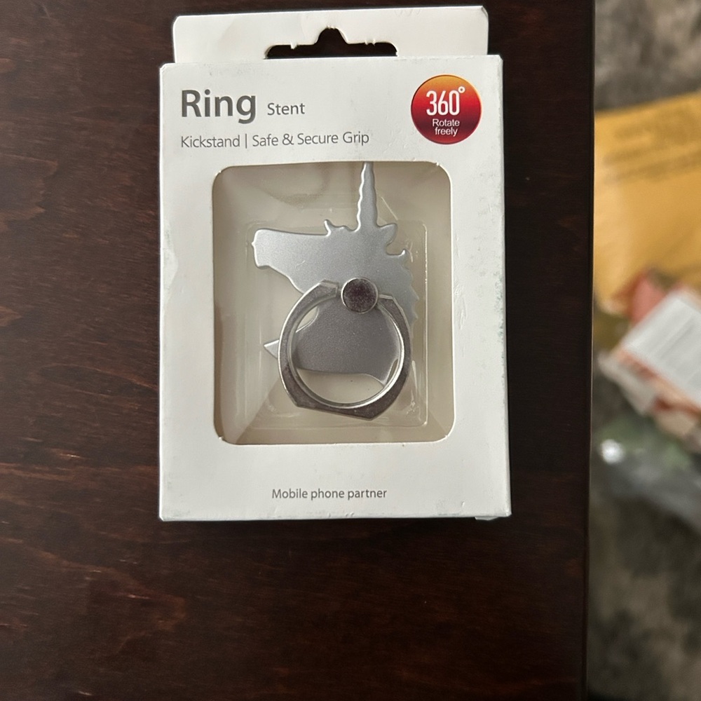 NWT.  Ring Stent Silver Unicorn Phone Kickstand